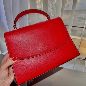 Kate spade Darcy top handle satchel in cherry red 🍒